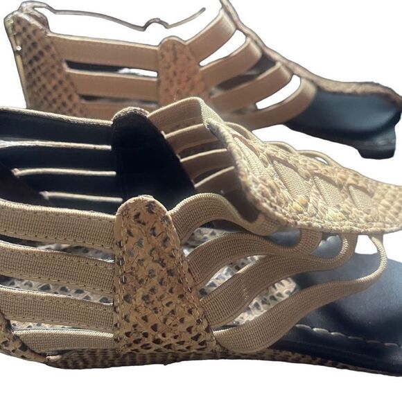 Donald J. Pliner SIGNED Deena Wedge Sandals Size 7 EUC AUTOGRAPHED - Picture 4 of 16